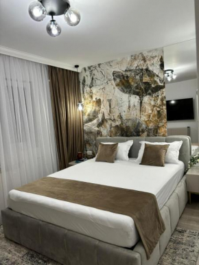 Est One Apartament 2 camere semidecomandat